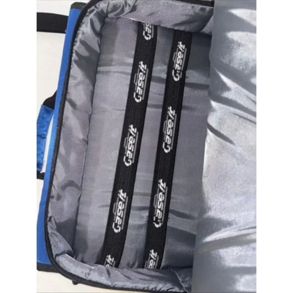 Case It The Universal Zipper Binder 2